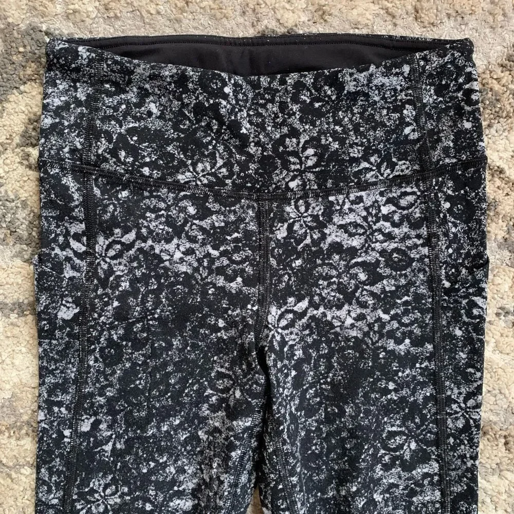 Lululemon Pace Rival Crop Achromatize Ice Grey Black Tights 2